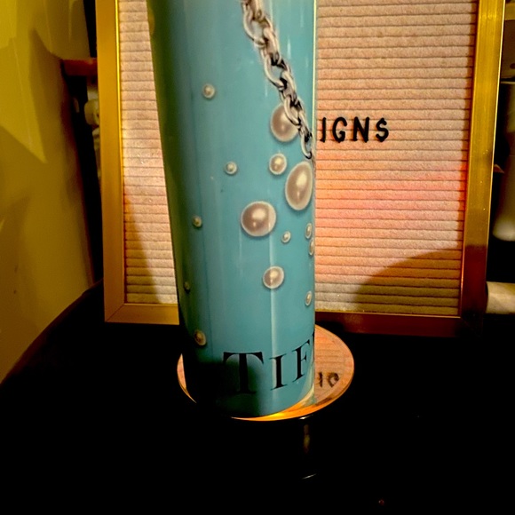 NWT Blue w/pearls& .925 necklace design 20 oz Tumbler look … - Picture 3 of 12